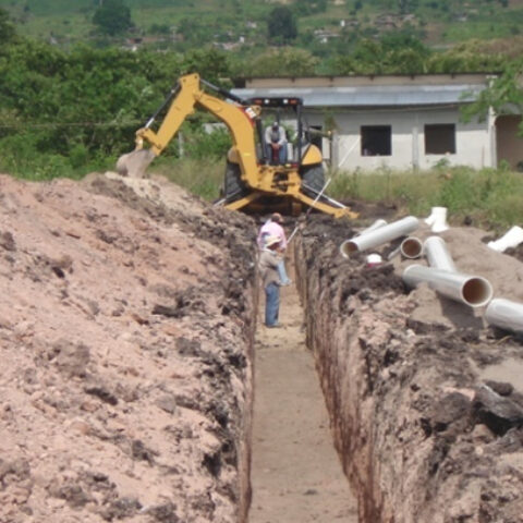 CONSTRUCCION DEL SISTEMA DE AGUAS NEGRAS